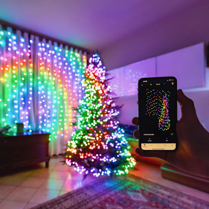 Twinkly Curtain LED-Lichtervorhang, RGB+W, app-gesteuert, tranparentes Kabel, 2. Generation