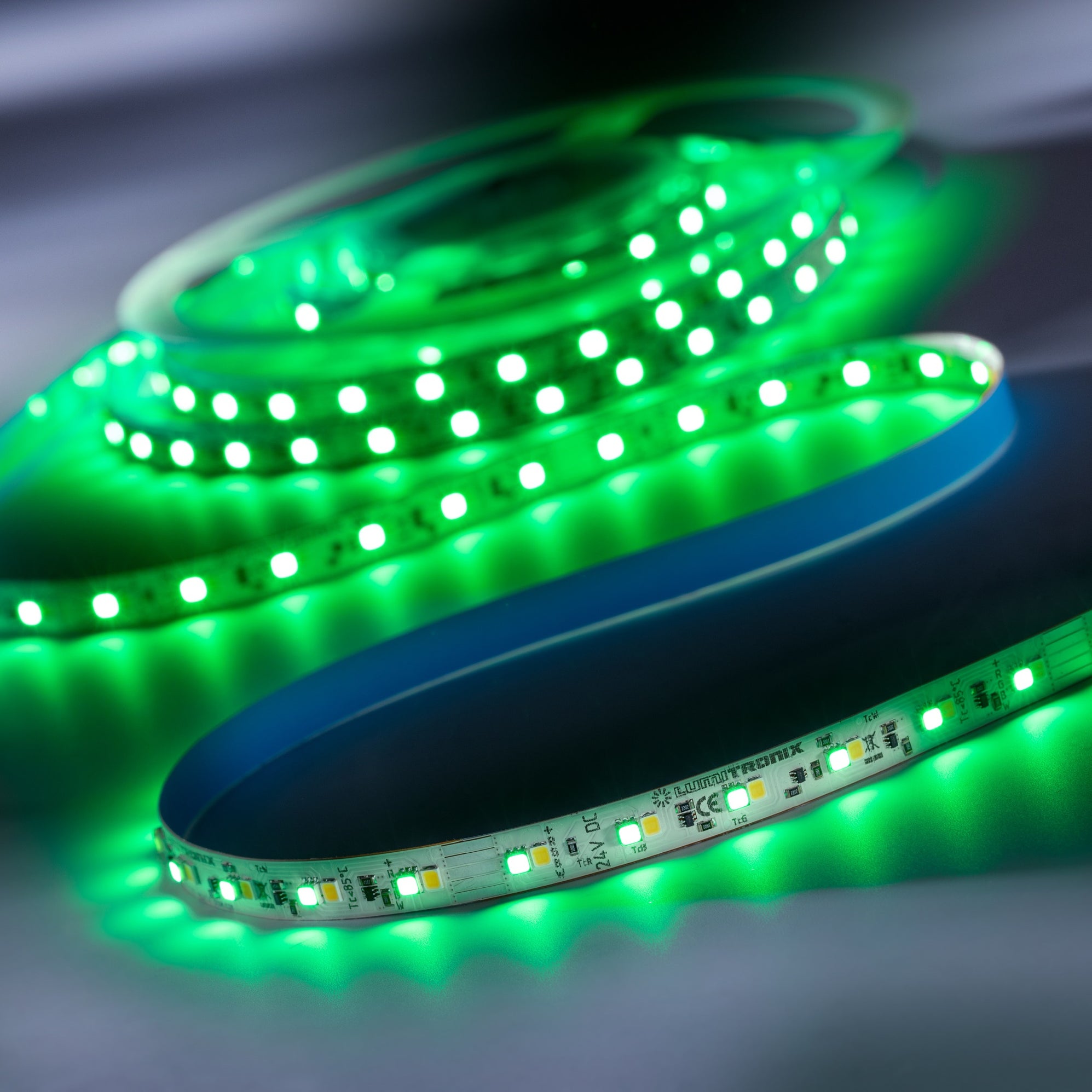 LUMITRONIX LumiFlex600 Pro RGBW, LED-Flexstreifen • 600 LEDs, 24V bei ...